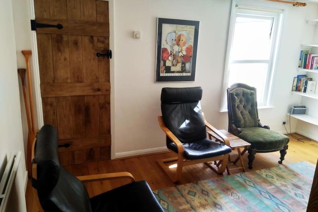 Welcoming Cottage In Chichester Near City Centre Экстерьер фото