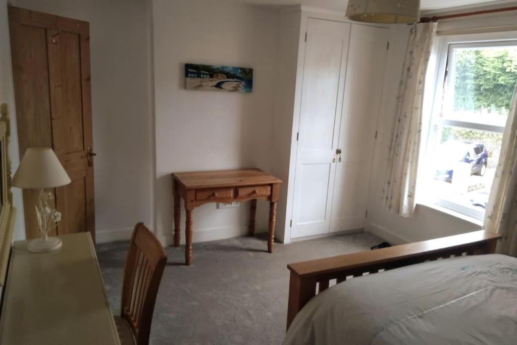 Welcoming Cottage In Chichester Near City Centre Экстерьер фото